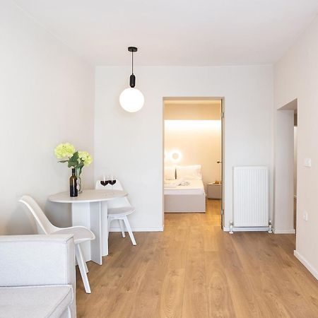 Harmonia Minimal Apartments Tesalonika Bagian luar foto