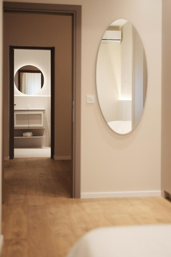 Harmonia Minimal Apartments Tesalonika Bagian luar foto